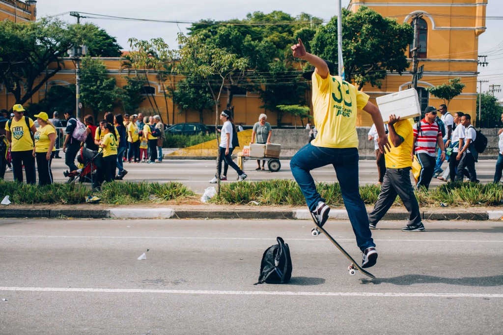 Participante da Marcha para Jesus que ocorreu no dia 7 de julho, em SP (Gabriel Cabral/Folhapress)